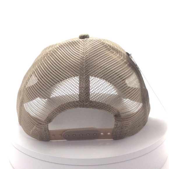 Twisted Tea Realtree Xtra Camo Snapback Ballcap - Picture 3 of 4